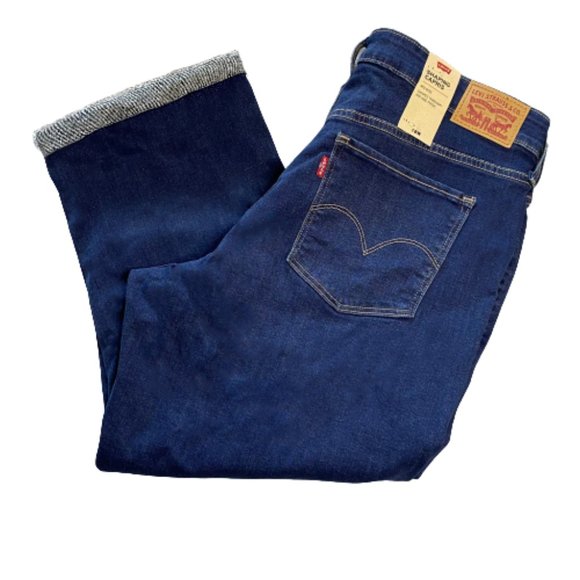 NWT Levi’s Shaping Capri Jeans - Picture 3 of 3